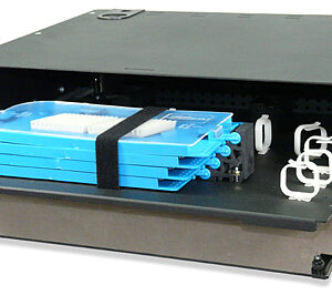 96-Fiber Slide-Out Splice Tray Enclosure, Accepts 4 Splice Trays (Includes one FST-24P splice tray) Dimensions: 5.25"H x 19"W x 14"D SKU: UFS4-B